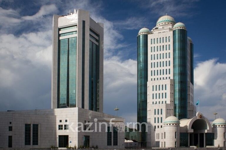 Парламент кибербуллинг туралы заңды қабылдады