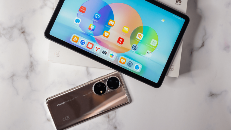 HUAWEI бірден екі флагмандық өнімінің сатылымын бастады