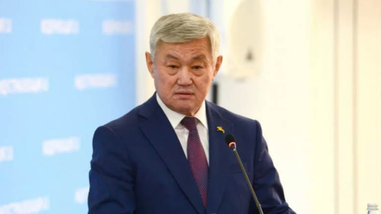 Бердібек Сапарбаев Жамбыл облысының әкімі лауазымынан босатылды