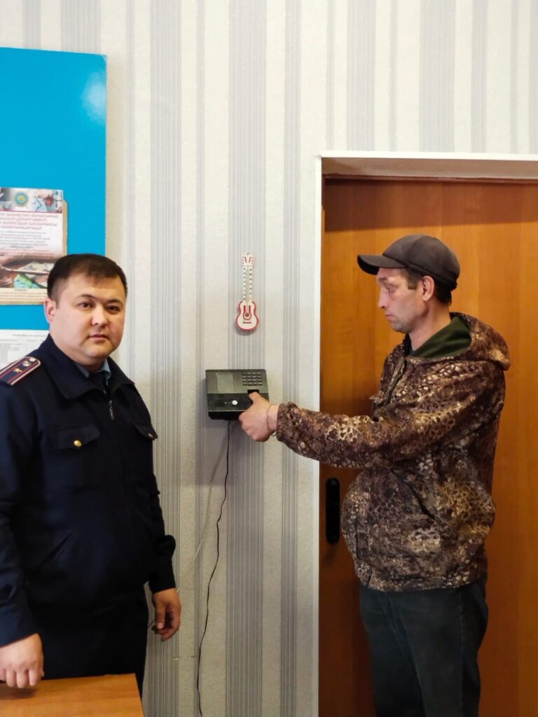 Айыртау ауданының пробация бөліміндегі биометриялық сканер