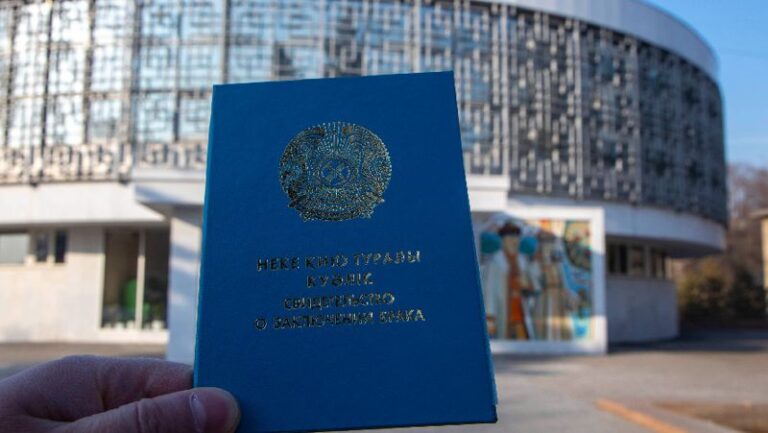 Қазақстандықтар қай айда жиі некеге тұрады — зерттеу