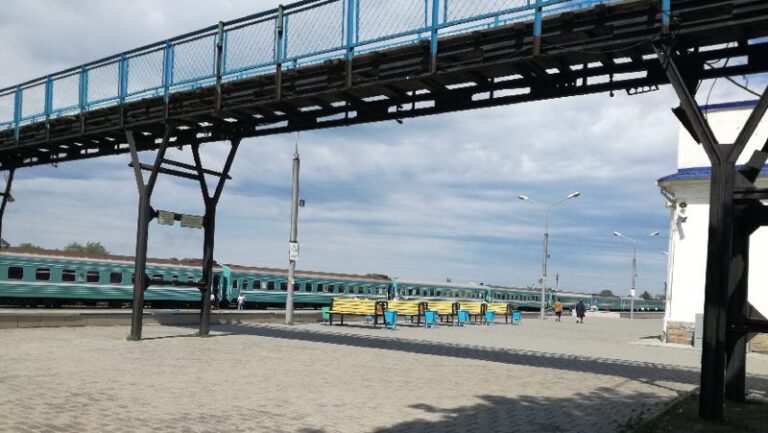 Қазақстан мен Өзбекстан 15 мамырдан бастап теміржол қатынасын қайта жандандырады