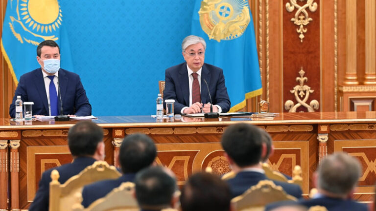 Касым-Жомарт Токаев: Мы понимаем, почему раньше бизнесмены были вовлечены в мутные схемы
