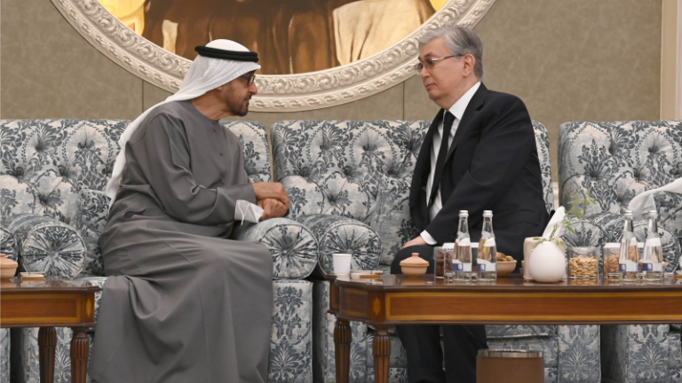 Қасым-Жомарт Тоқаев БАӘ президентімен кездесті