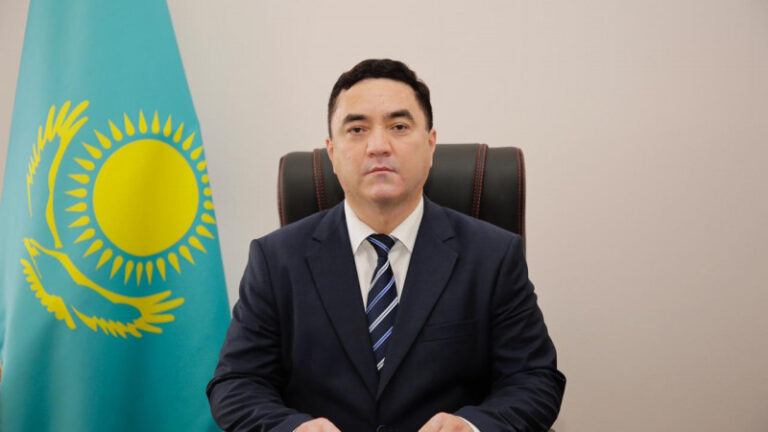 Атырау облысы әкімінің экс-орынбасары 10 жылға сотталды