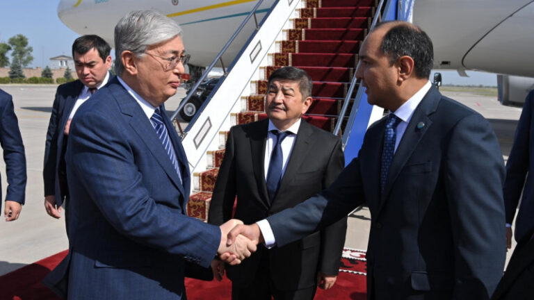 Қасым-Жомарт Тоқаев Қырғызстанға барды