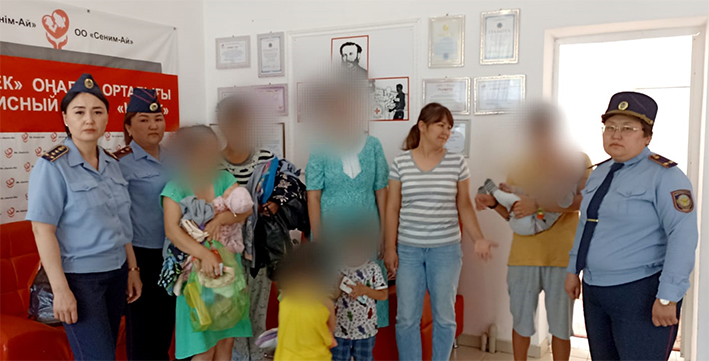 В день защиты детей сотрудниками женской колонии организована благотворительная акция