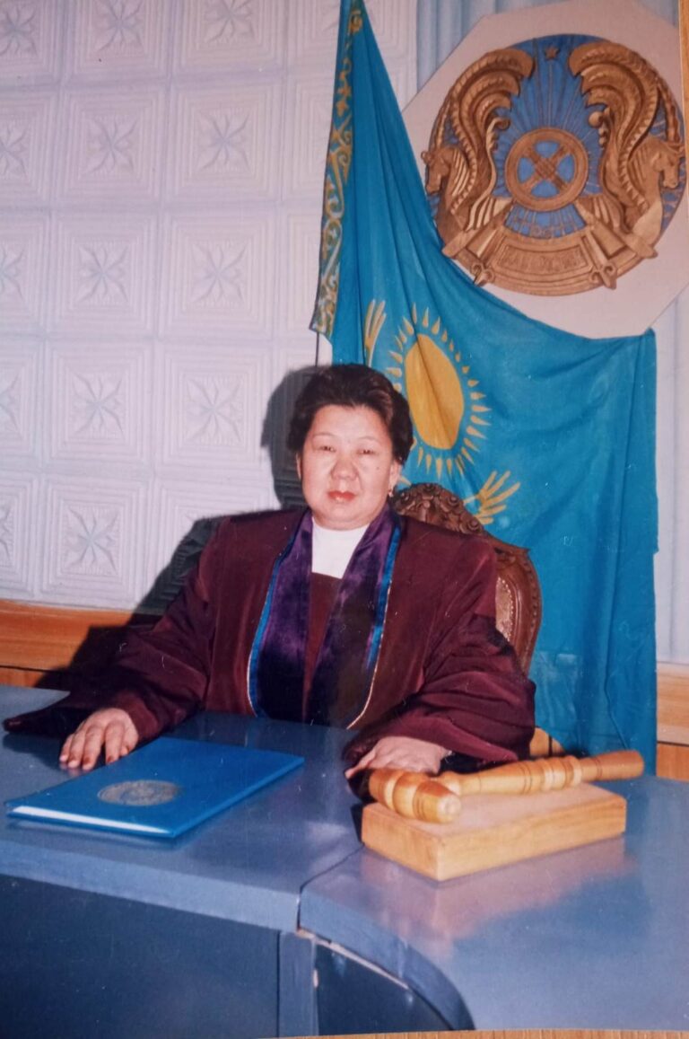 Сот саласының өнегелі тұлғасы