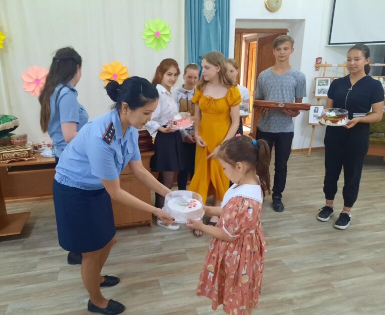 «Окунулись в мир детства» :Сотрудники УИС посетили патронажных детей детской деревни…