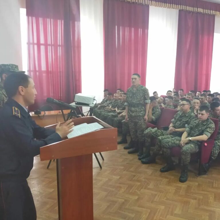 Сотрудники кадровой политики Учреждения ЕЦ-166/23 акмолинского ДУИС посетили воинскую часть 5510