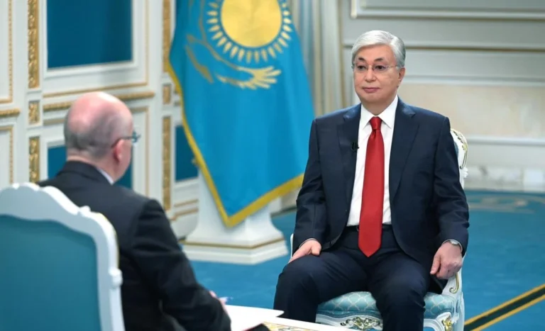 «Оларды халық қаһарманы етудің қажеті жоқ»: Тоқаев қаңтар құрбандары туралы айтты