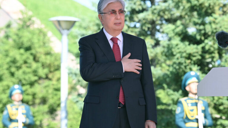 Қасым-Жомарт Тоқаев: Мемлекеттілігімізді нығайту үшін күш-қуатымызды еселей түсуіміз керек