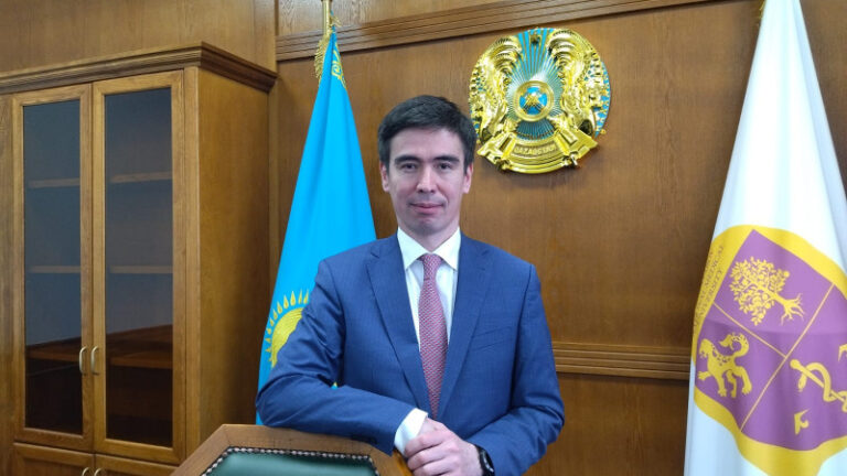Бұрынғы денсаулық сақтау вице-министрі Шоранов ректор болды
