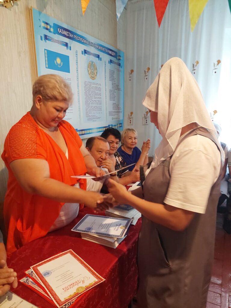 Осужденным женщинам вручили дипломы