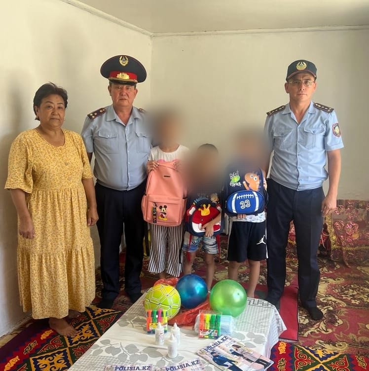 Келестік полицейлер қайырымдылық жасады