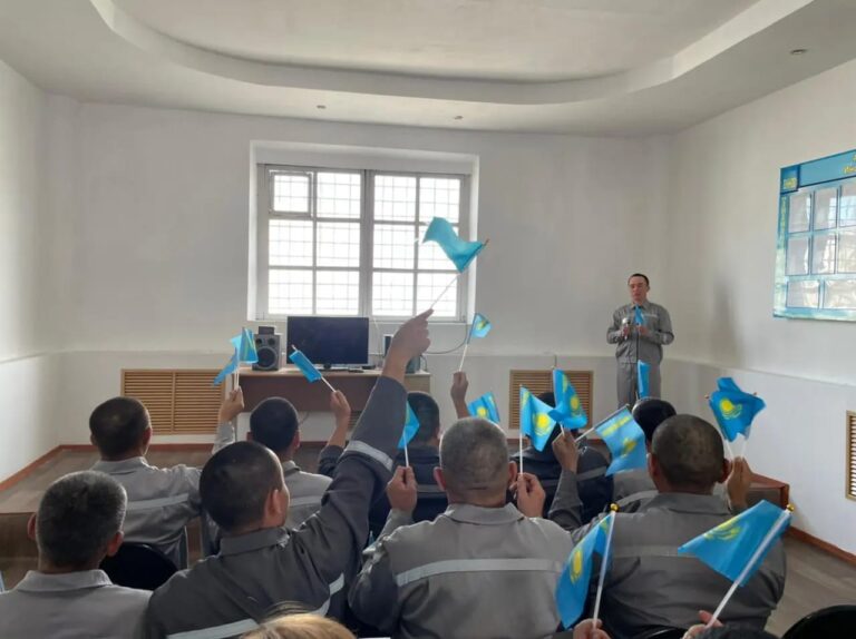 Талдықорғанда сотталғандар Конституция күнін атап өтті