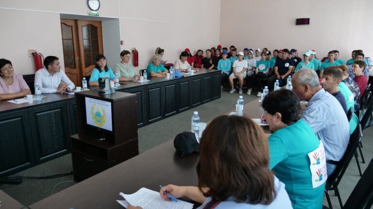 Полицейлер қоғамдық кеңестің көмегімен халықпен қарым-қатынас жасауда