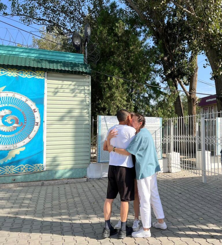 «Встреча у ворот»