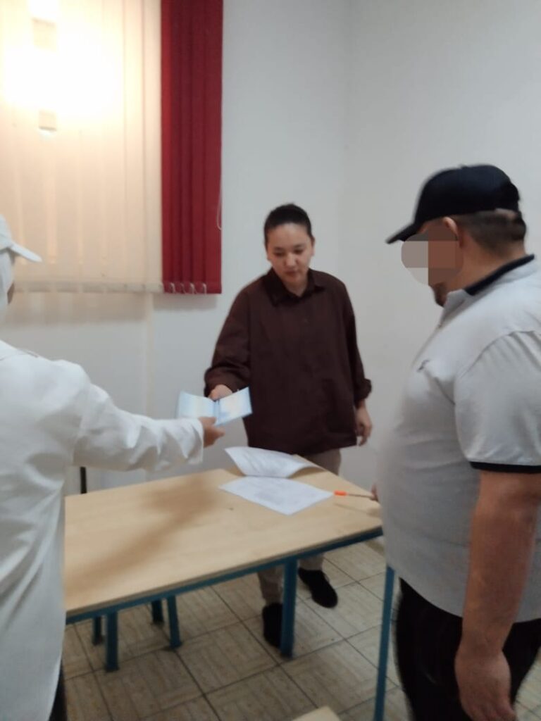 Есірткі тасымалдаушы азаматтық некедегі сүйіктісімен заңды некеге тұрды