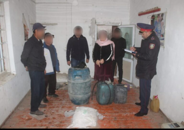 Түркістан облысының полицейлері мұнай өнімдерін заңсыз сатудың 6 жайтын анықтады