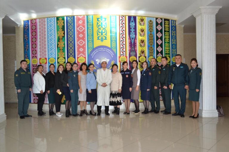 «Күз қарсаңында әскери қызметшілер арасында суицидтік көріністердің алдын алу жұмыстарының жай-күйі» атты дөңгелек үстел өтті
