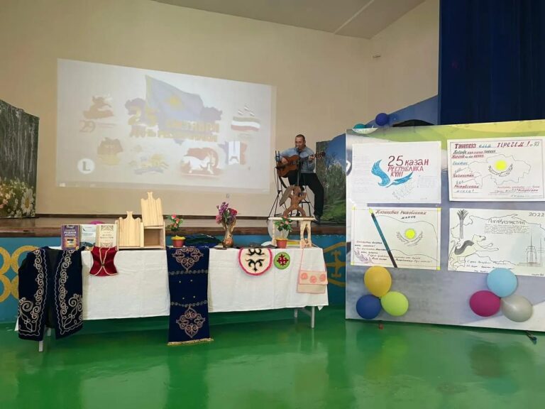 Среди осужденных поселка Заречный отметили День Республики