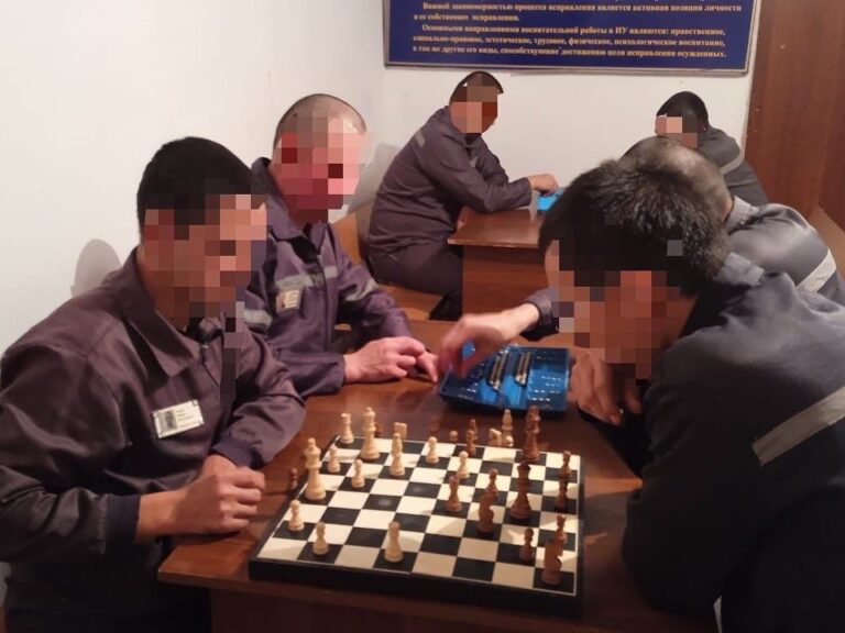 Қазақстан Республикасы күніне орай Ақтөбеде тергеу изоляторындағы жазасын өтеушілер спорттық сайысқа түсті