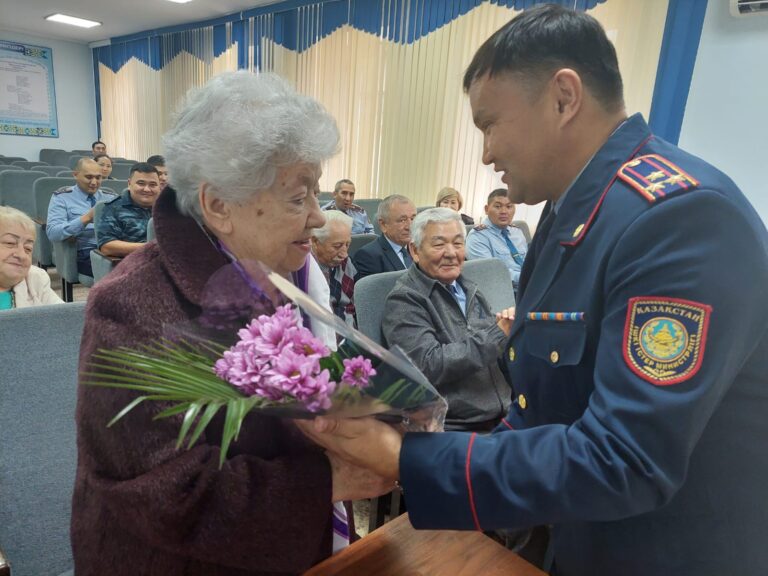 День пожилого человека отметили в ДУИС по ВКО