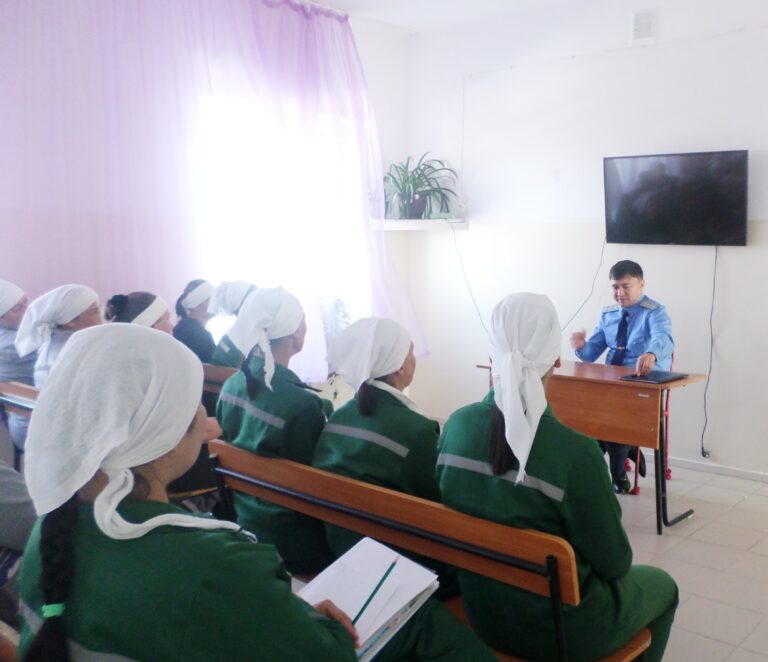 Прокурор  Прокуратуры Жарминского района области Абай провел личный прием осужденных в женской колонии