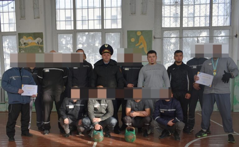 Прошел турнир по гиревому спорту среди осужденных учреждения