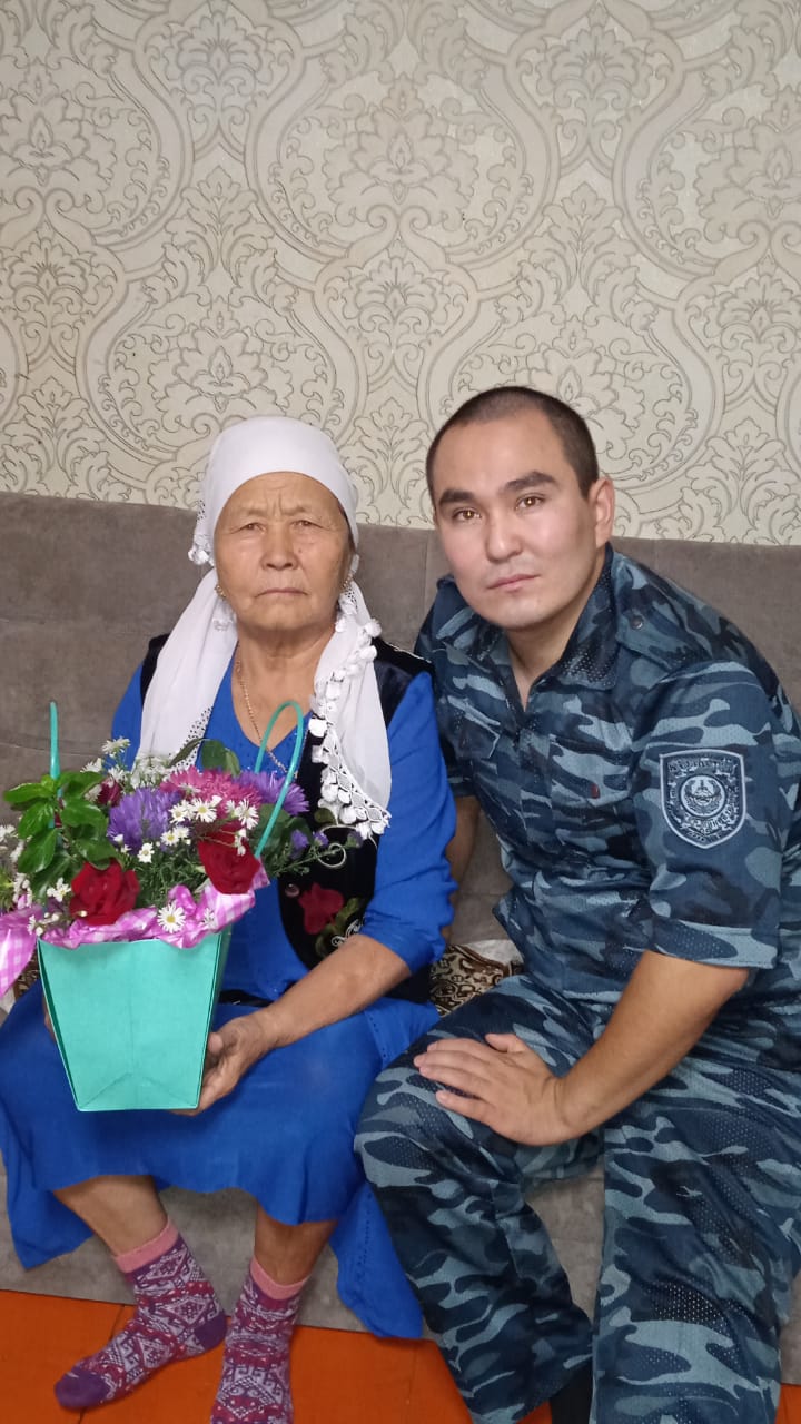 Қарттарымыздың қадірін біліп, бағалайық