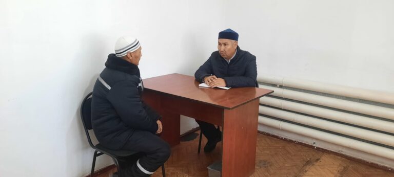 Елордалық түрмедегі сотталғандармен «Ақниет» ҚҚ-ның теолог маманы діни ақпараттық-түсіндіру жұмыстарын өткізді