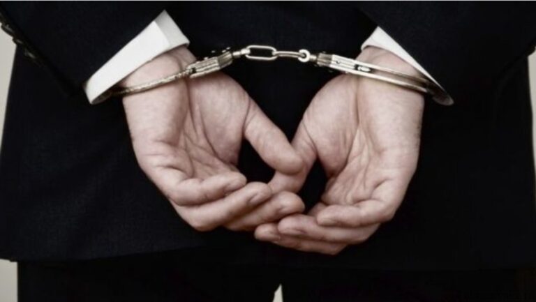 «Я ведь мог заработать деньги честным путем и помочь маме поднять сестренку»