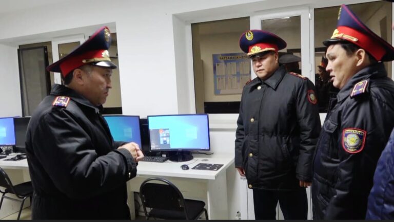 Түркістан облысы ПД бастығының бірінші орынбасары Сауран бекетінің жұмысын тексерді