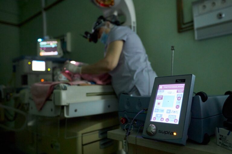 АЙДАН СҮЛЕЙМЕНОВА 1265 ЖАҢА ТУҒАН БАЛАЛАРҒА КӨЗДІҢ ДӘЛ ДИАГНОСТИКАСЫН ЖАСАУҒА КӨМЕКТЕСТІ