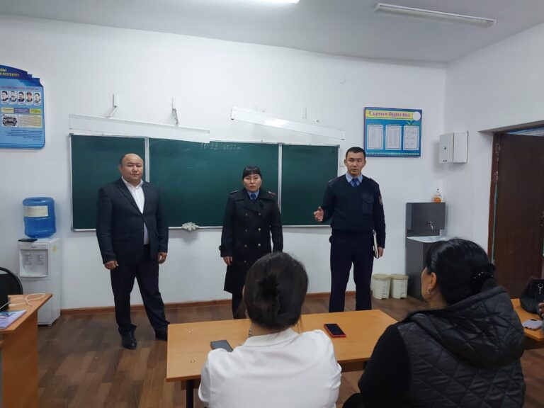Жол қауіпсіздігі мәселесі журналистермен талқыланды