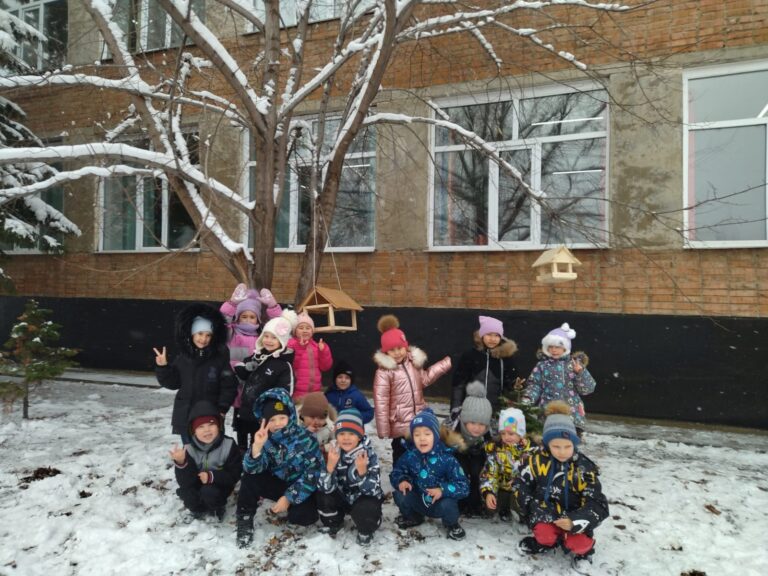 Балаларға базарлық тарту етті