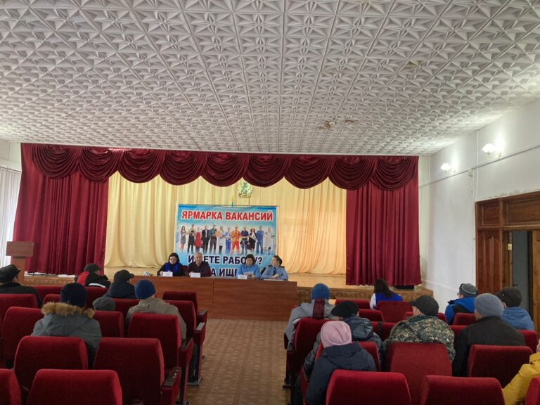 Ақтөбе облысында пробация есебіндегі жұмыссыз сотталғандар бос жұмыс орындары жәрмеңкесінен жұмыс тапты