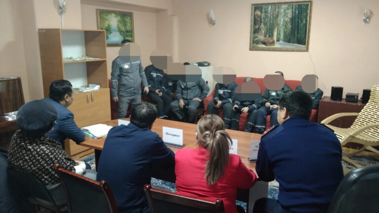 С осужденными встретились специалисты Управления юстиции