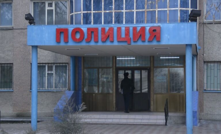 Өзінің жұмыс орнына ұрлыққа түсіп, 6 миллион теңгені жымқырған жігітке сот үкімі шықты