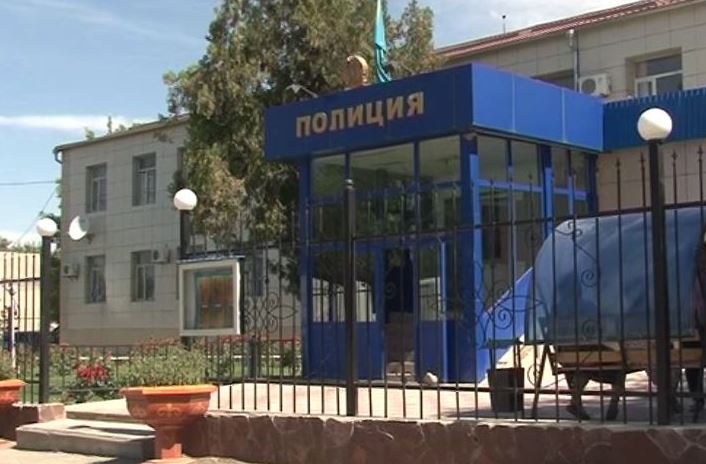 «Мемлекеттен 5 миллион теңге жәрдемақы алып беремін» деген алаяқ әйел анықталды