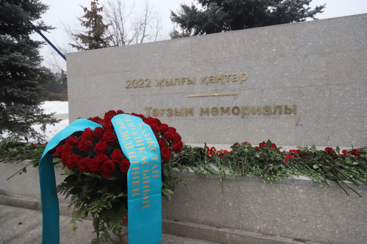 Алматыда қаңтар оқиғасы құрбандарына арналған мемориал ашылды