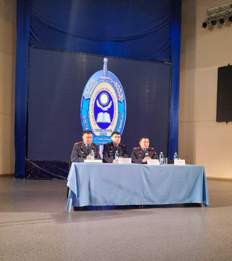 Как поступить в Костанайскую академию МВД РК рассказали выпускникам школ области Абай