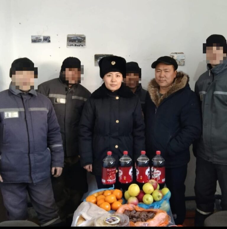 В преддверии  Нового года работодатели поздравили осужденных – работников отбывающие наказание  в РГУ «Учреждении «№18»