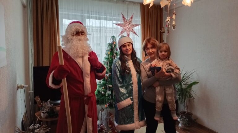 Детей сотрудников УИС поздравили с Новым годом