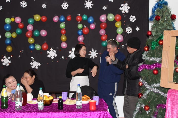 Старые песни о главном в Учреждении №64