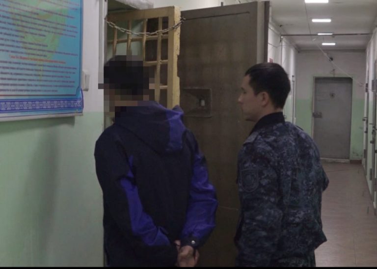 Полицейлер атыраулық қалта ұрысын ұстады