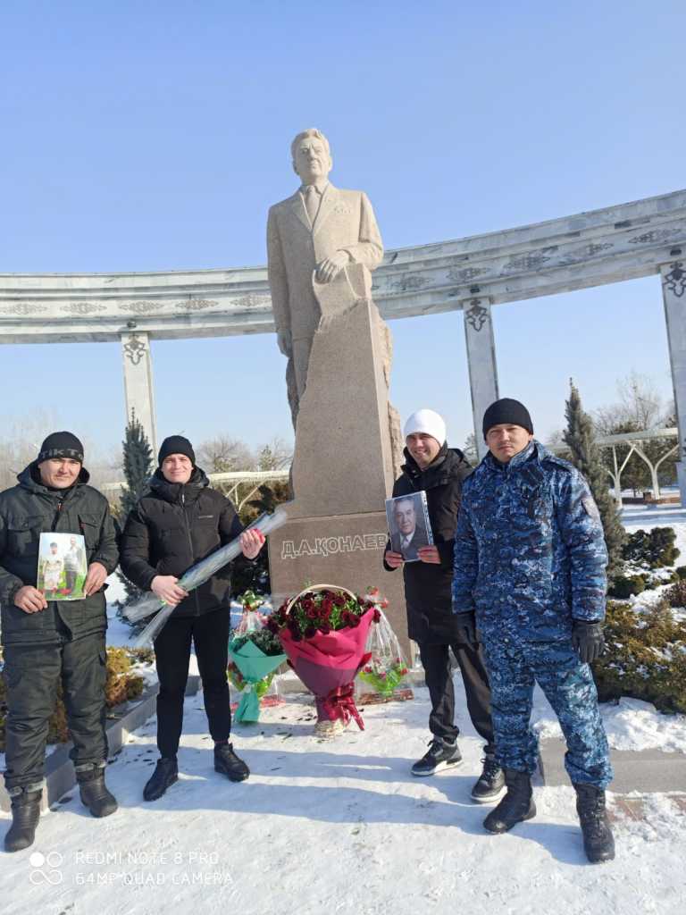 Алматы облысында сотталғандар Дінмұхамед Қонаевтың 111 жылдығын атап өтті