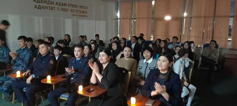 Қызылордада ҚАЖ қызметкерілері «Жүрекке төгіп мың сәуле» атты әдеби – сазды кешке қатысты