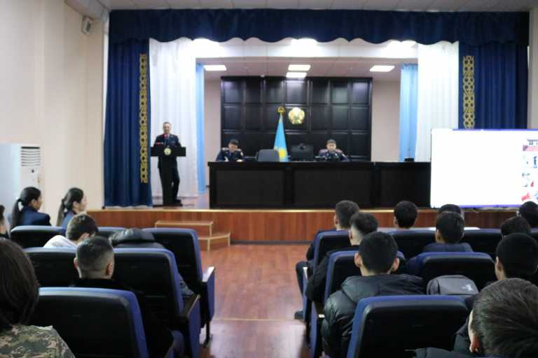 Ш. Қабылбаев атындағы Қостанай академиясының өкілдері Ақтөбедегі мектеп оқушыларын академиядан білім алуға шақырды